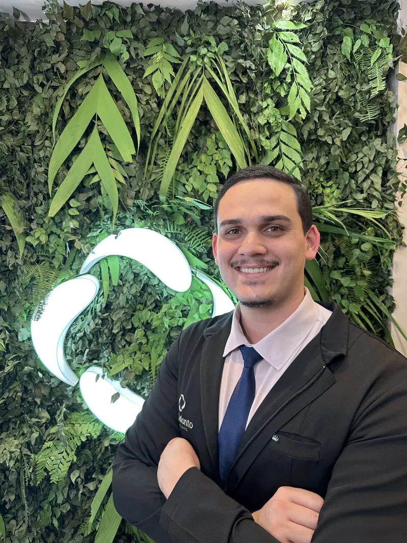 Dr. Arthur Faturini